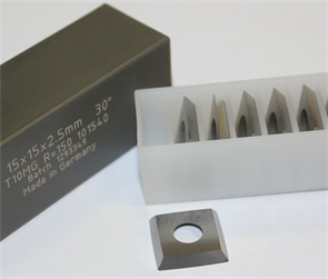 {{photo.Alt || photo.Description || 'Комплект ножей HM 15,0x15,0x2,5мм, R150 для вала helical (10 шт.)'}}