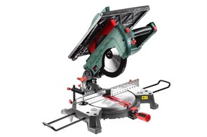 HAMMER Flex STL1800/250C, пила торцовочная (стусло)